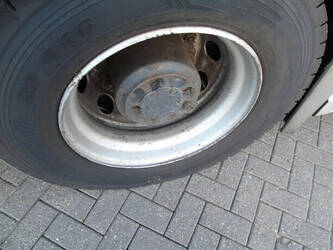 2003-volvo-fh-1428645-45809827