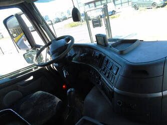 2003-volvo-fh-1428645-45809835