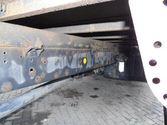 2012-iveco-eurocargo-1428649-45809940