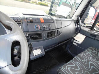 2012-iveco-eurocargo-1428649-45809943