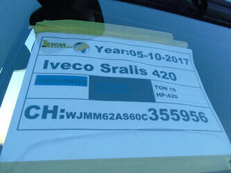 2017-iveco-stralis-1428654-45810163