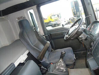 2006-man-tga-1428655-45810185