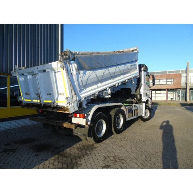 2022 Mercedes-Benz Arocs-45810218