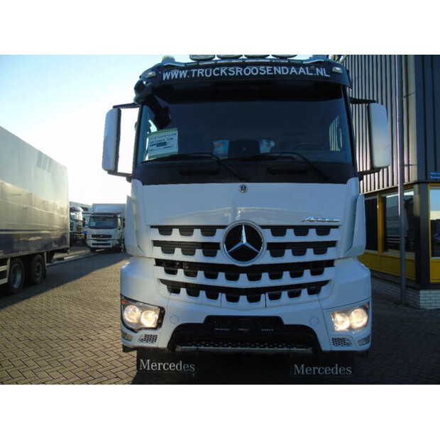 2022 Mercedes-Benz Arocs-45810234