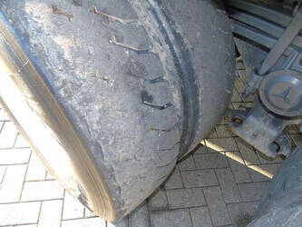 2022-mercedes-benz-arocs-1428656-45810242