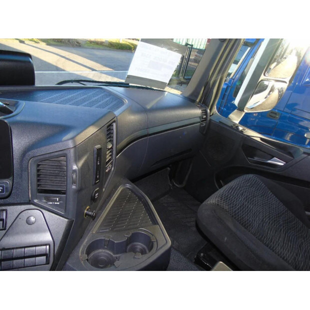 2022 Mercedes-Benz Arocs-45810251