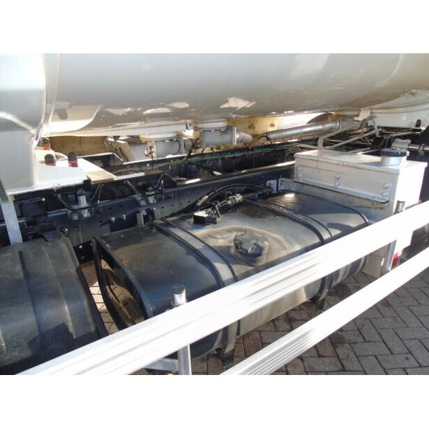 2011 MAN TGM-45810293