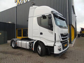 2018-iveco-stralis-1428659-45810366