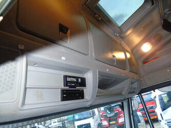 2018-iveco-stralis-1428659-45810369