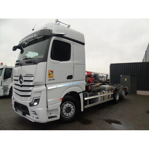 2024 Mercedes-Benz ACTROS-45810410