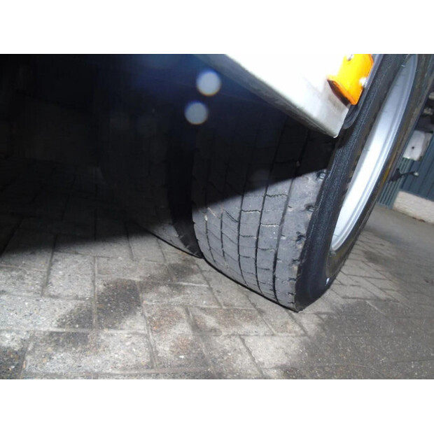 2014 Mercedes-Benz Antos-45810619