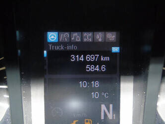 2014-mercedes-benz-antos-1428665-45810631