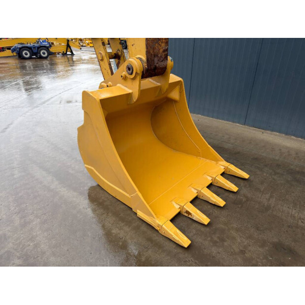 2004 Caterpillar 318CL-45810666