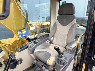 2004-caterpillar-318cl-1428667-45810707