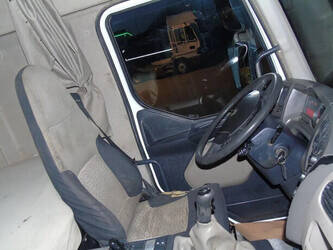 2007-renault-kerax-1428668-45810732