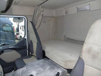 2007-renault-kerax-1428668-45810753