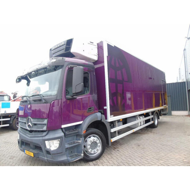 2013 Mercedes-Benz Antos-45810807