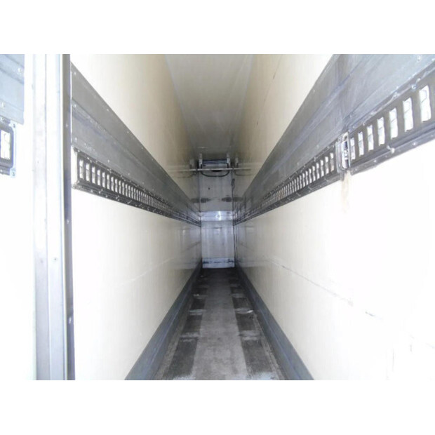 2013 Mercedes-Benz Antos-45810843