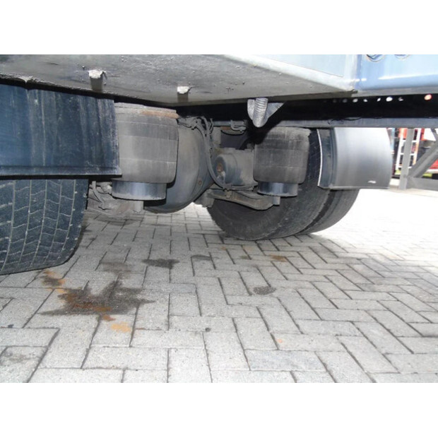 2013 Mercedes-Benz Antos-45810857