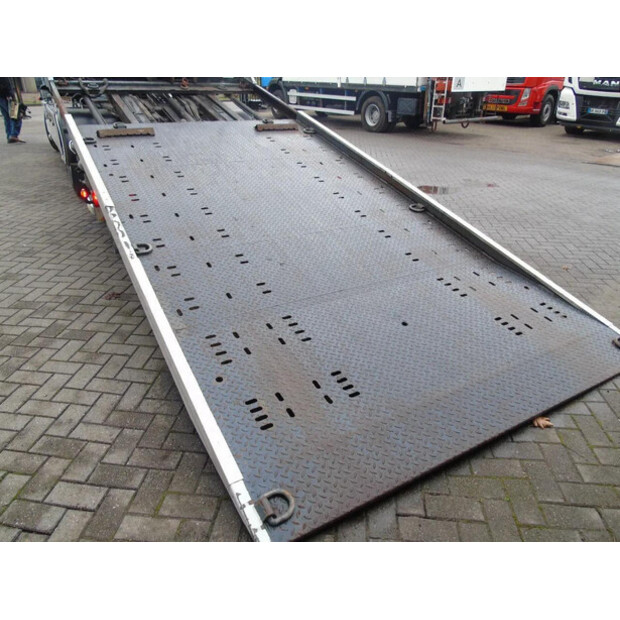 2011 Iveco Eurocargo-45810876