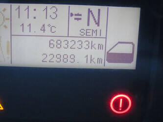 2011-iveco-eurocargo-1428671-45810884