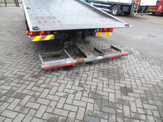 2011-iveco-eurocargo-1428671-45810886