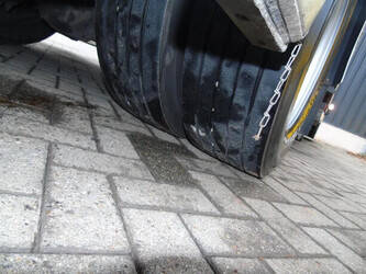 2011-iveco-eurocargo-1428671-45810891