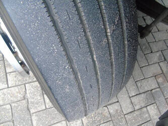 2011-iveco-eurocargo-1428671-45810893