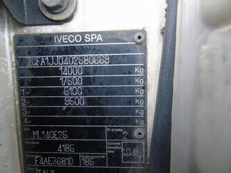 2011-iveco-eurocargo-1428671-45810897