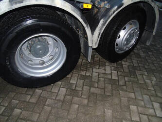 2009-mercedes-benz-actros-1428673-45810947