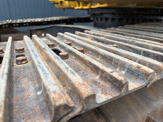 2016-caterpillar-320fl-1428672-45810948