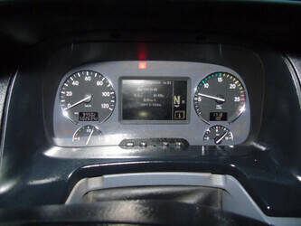 2009-mercedes-benz-actros-1428673-45810995