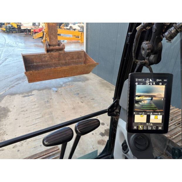 2019 Caterpillar 323-45811108