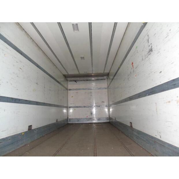 2017 فولفو FH-45811338