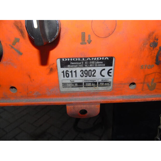 2017 فولفو FH-45811364