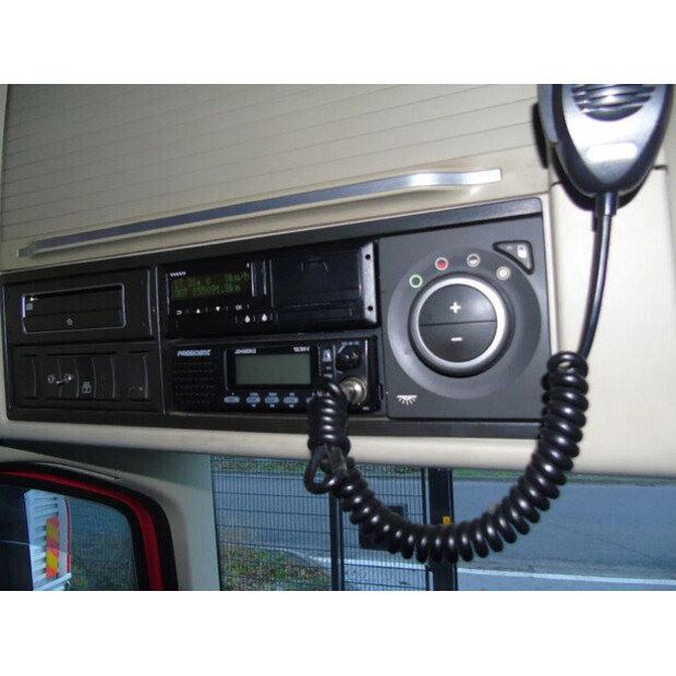 2017 فولفو FH-45811380