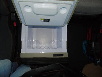 2017-volvo-fh-1428681-45811381