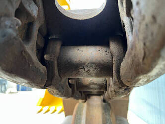 2015-caterpillar-352fl-1428683-45811445