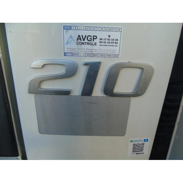 2016 Volvo FL-45811463