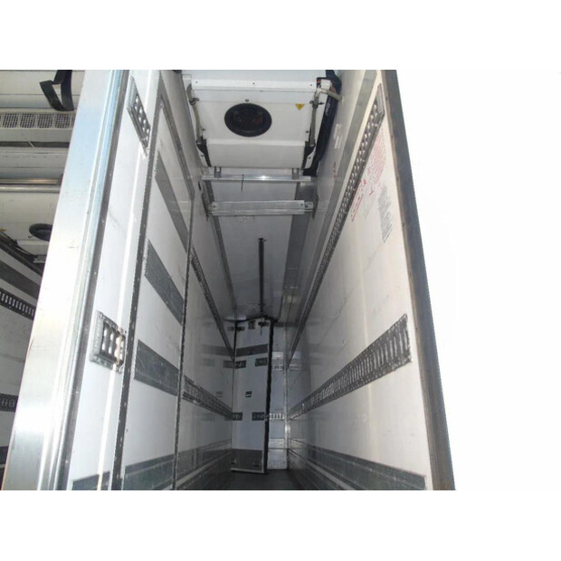 2016 Volvo FL-45811467