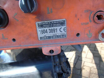 2016-volvo-fl-1428684-45811493