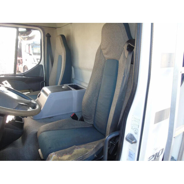 2016 Volvo FL-45811512