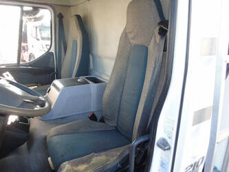 2016-volvo-fl-1428684-45811512