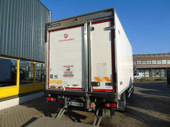 2016-volvo-fl-1428684-45811525