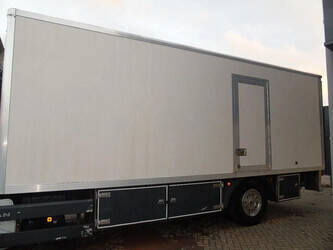 2005-man-tga-1428687-45811599