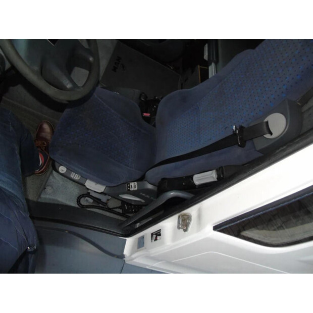 2005 MAN TGA-45811651