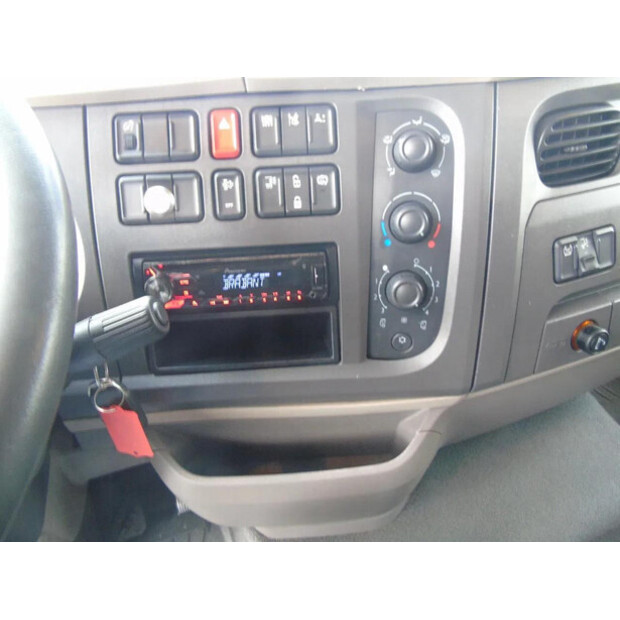 2016 داف LF 220-45811673