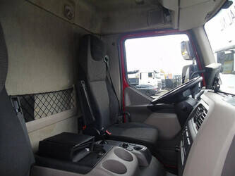 2016-daf-lf-220-1428688-45811685