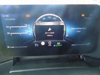 2021-mercedes-benz-actros-45811742