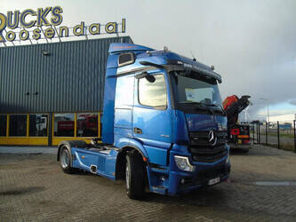 2021-mercedes-benz-actros-45811746